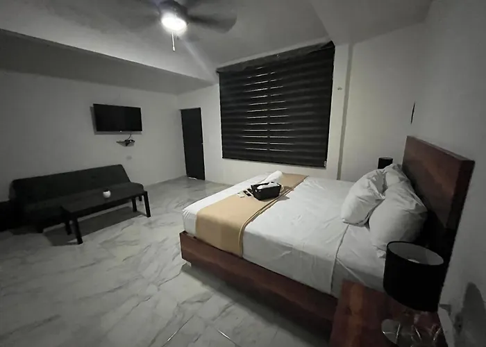 Balam Playa - 15th Ave Hotel