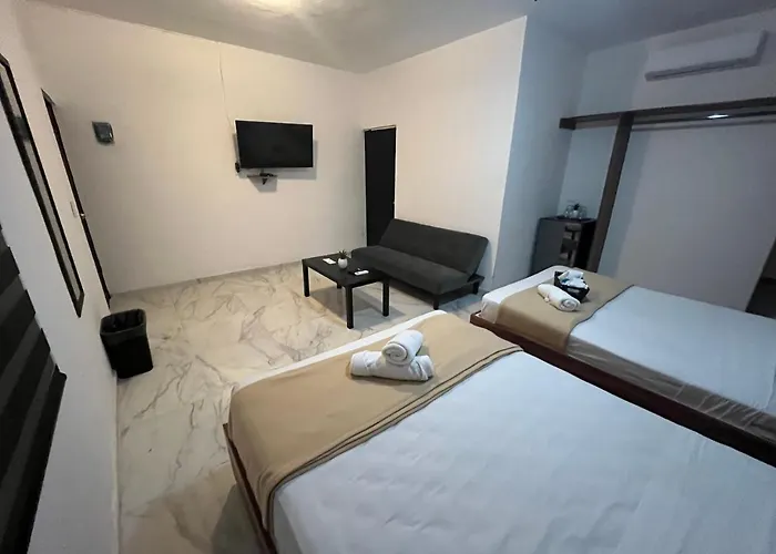 Balam Playa - 15th Ave Hotel